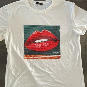 Women’s oversized t-shirt